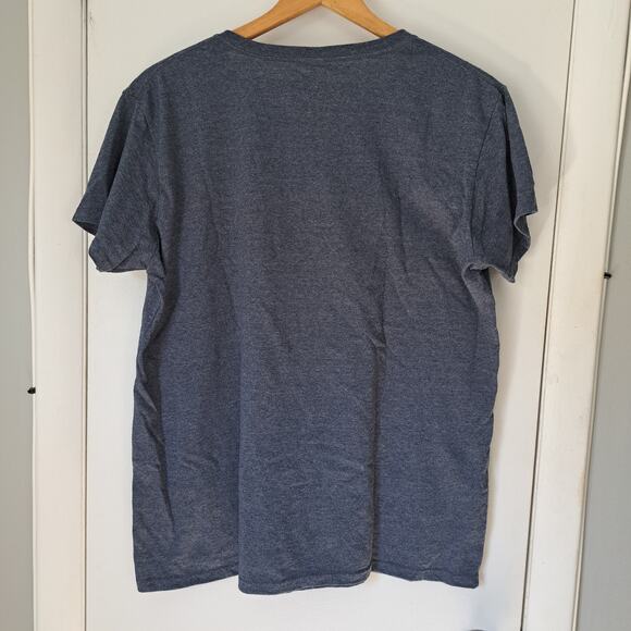 Outdoors and Smore's Women's XL Heather Navy T-shirt - Picture 3 of 4